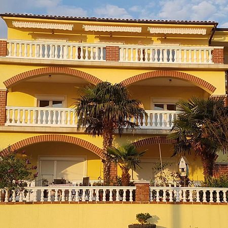 Bed & Breakfast Barbara Novi Vinodolski Exterior foto